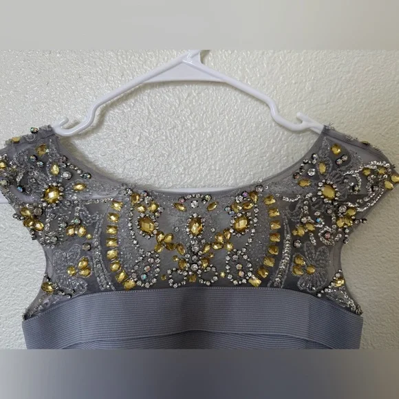 Sherri Hill Gray Bodycon Dress Size 2 - Picture 2 of 5